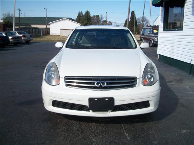 Infiniti G35 2005 photo 1