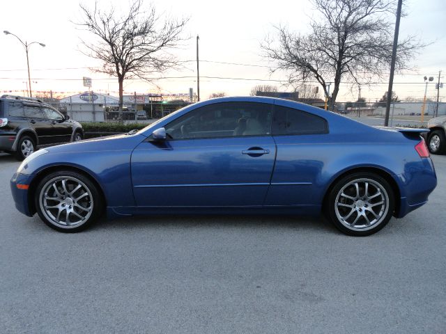 Infiniti G35 2005 photo 1