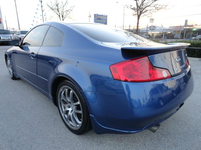 Infiniti G35 2005 photo 2