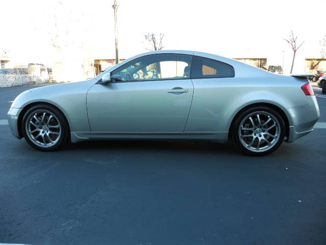 Infiniti G35 Base Coupe