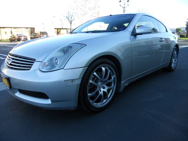 Infiniti G35 2005 photo 1