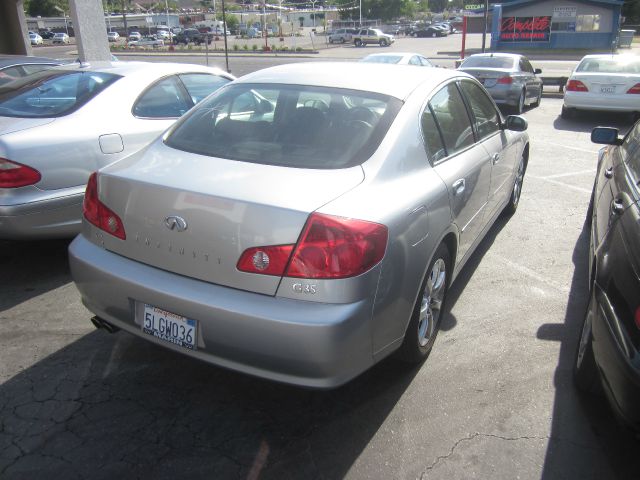 Infiniti G35 2005 photo 1