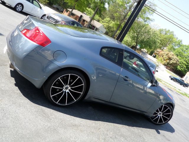 Infiniti G35 2005 photo 4