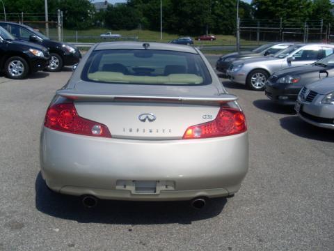 Infiniti G35 2005 photo 3