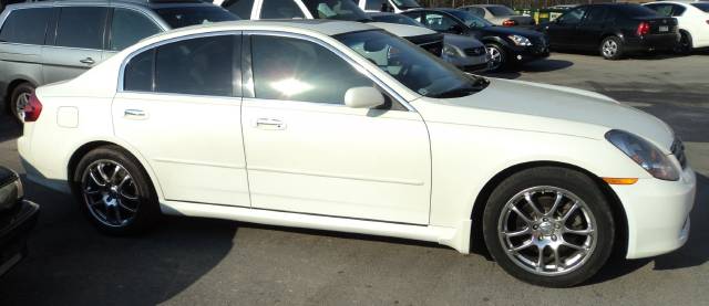Infiniti G35 2005 photo 3