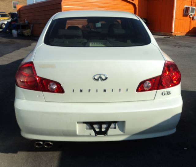 Infiniti G35 2005 photo 2