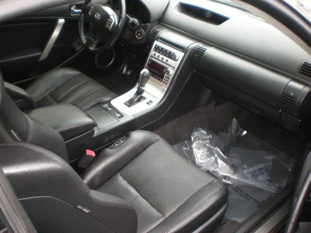 Infiniti G35 2005 photo 4
