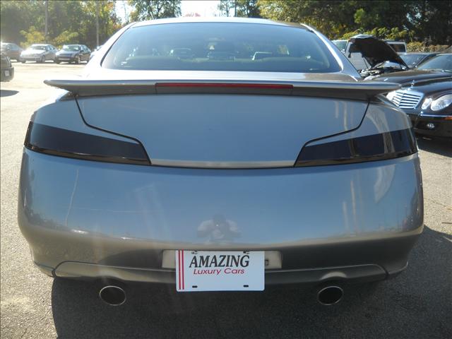 Infiniti G35 2005 photo 3
