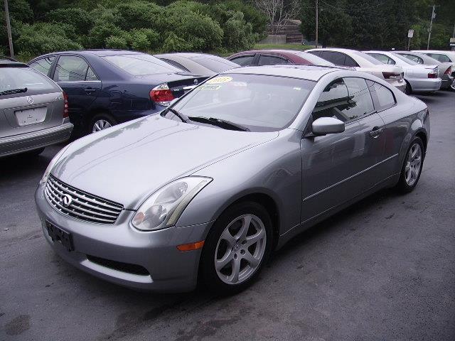 Infiniti G35 2005 photo 1