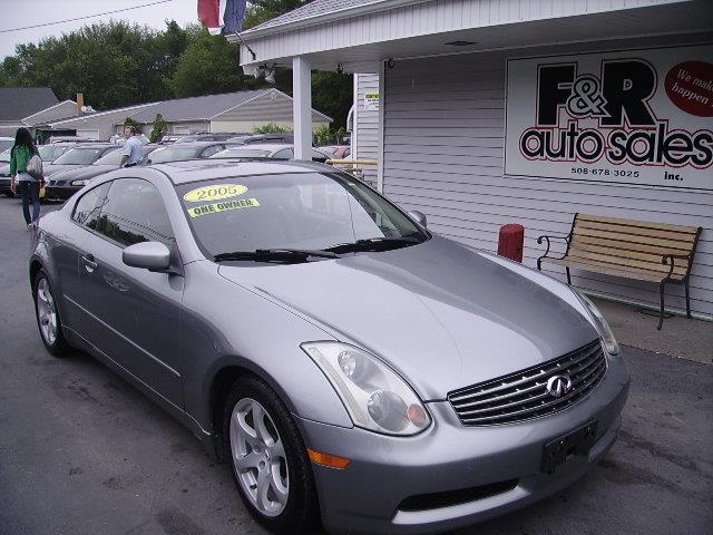Infiniti G35 2005 photo 2