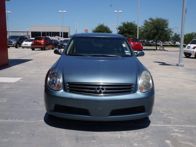 Infiniti G35 2005 photo 4
