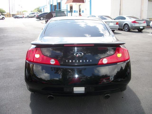 Infiniti G35 2005 photo 3
