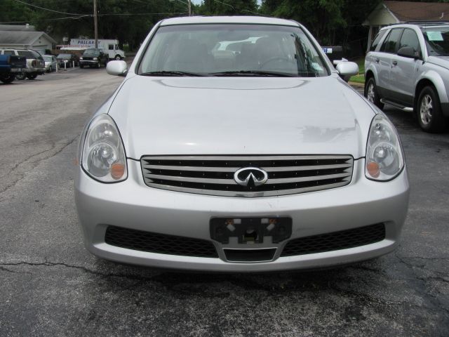 Infiniti G35 2005 photo 4
