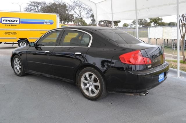 Infiniti G35 2005 photo 1