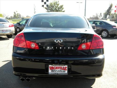 Infiniti G35 EX - DUAL Power Doors Other