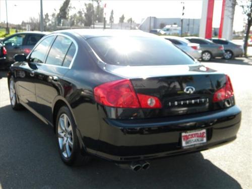 Infiniti G35 2005 photo 1