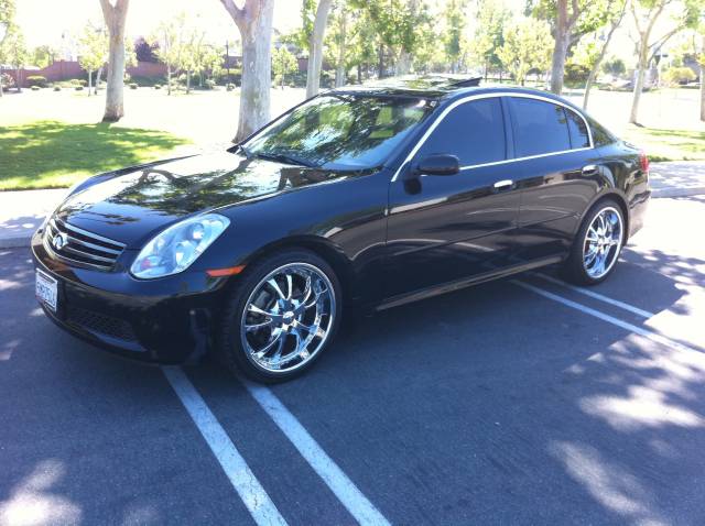Infiniti G35 2005 photo 1