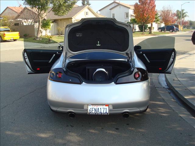 Infiniti G35 2006 photo 2