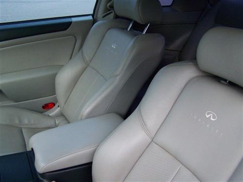 Infiniti G35 2006 photo 2