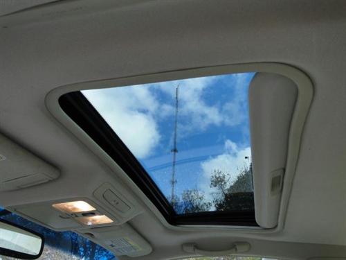 Infiniti G35 2006 photo 2