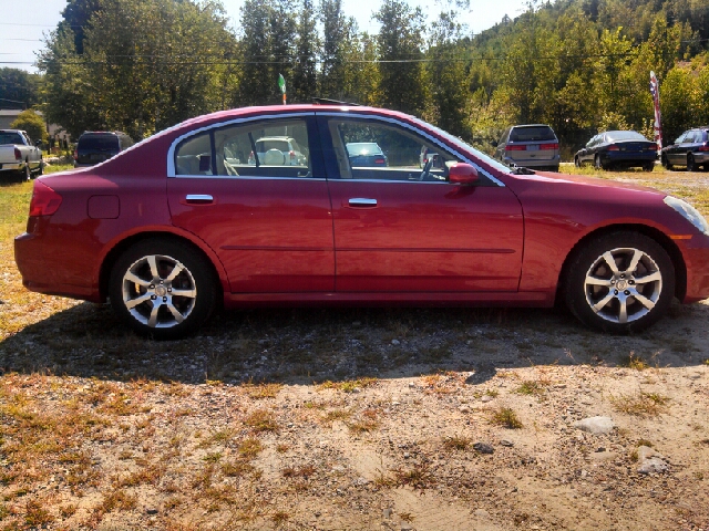 Infiniti G35 2006 photo 3