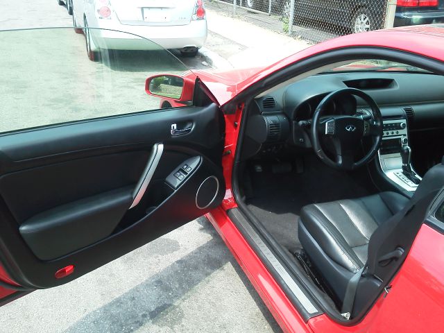 Infiniti G35 2006 photo 6