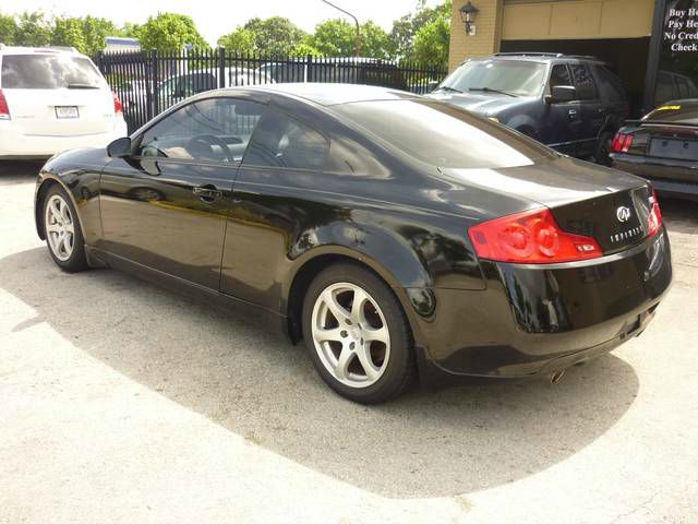 Infiniti G35 2006 photo 2