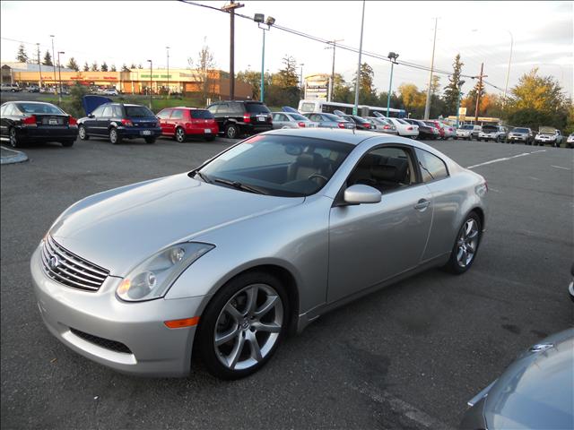 Infiniti G35 S - AWD Coupe