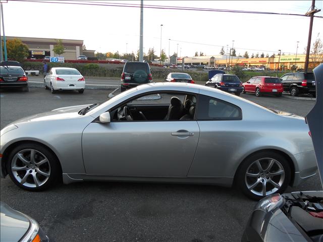 Infiniti G35 2006 photo 3