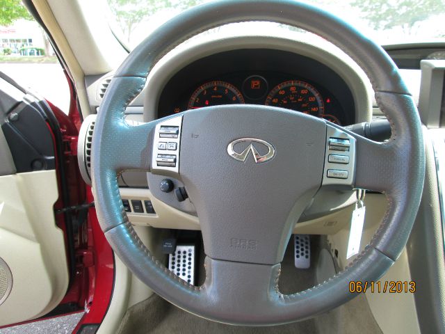 Infiniti G35 2006 photo 4