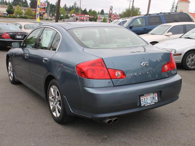 Infiniti G35 2006 photo 1