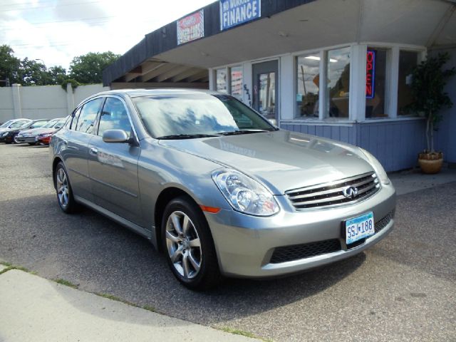 Infiniti G35 2006 photo 2