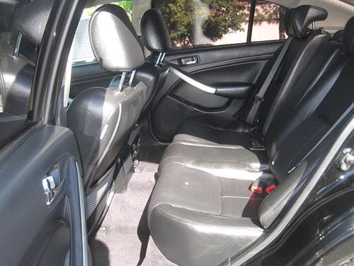 Infiniti G35 2006 photo 2