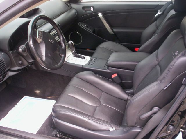 Infiniti G35 2006 photo 3