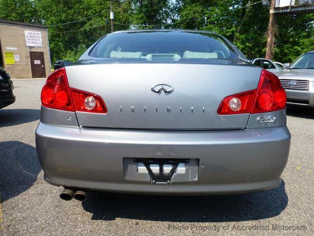 Infiniti G35 2006 photo 15