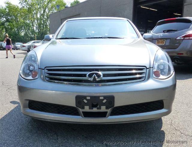 Infiniti G35 2006 photo 17