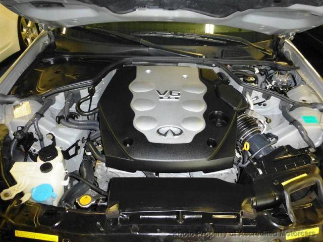 Infiniti G35 2006 photo 2