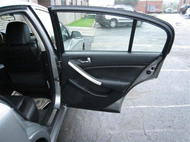 Infiniti G35 2006 photo 2