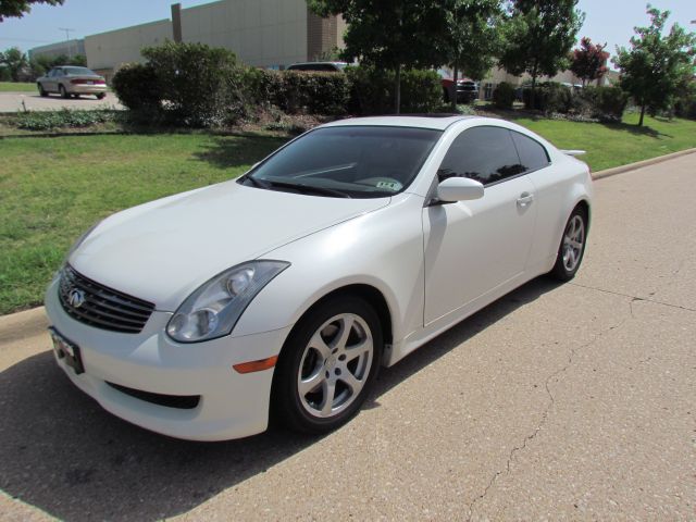 Infiniti G35 2006 photo 2