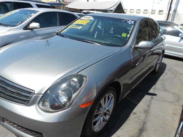 Infiniti G35 2006 photo 4