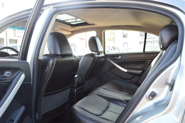 Infiniti G35 2006 photo 28