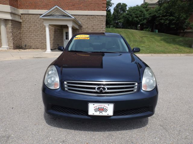 Infiniti G35 2006 photo 2