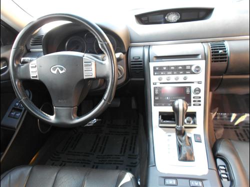 Infiniti G35 2006 photo 2