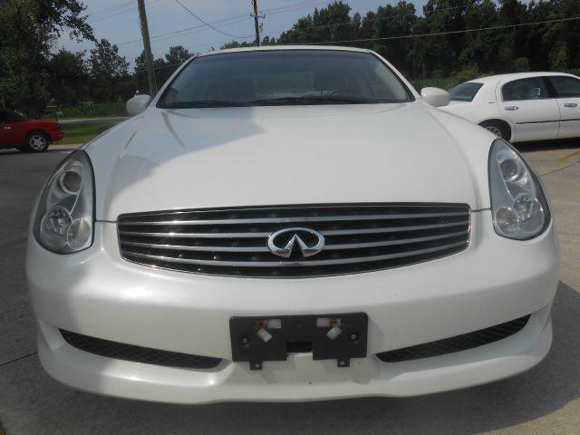 Infiniti G35 2006 photo 2