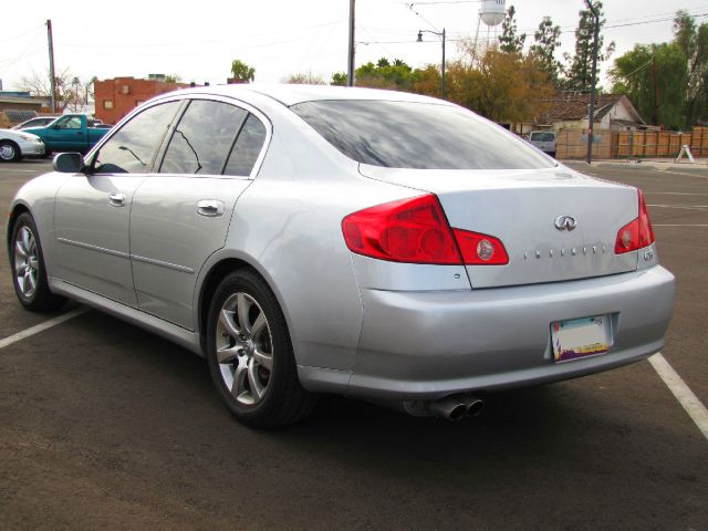 Infiniti G35 2006 photo 2
