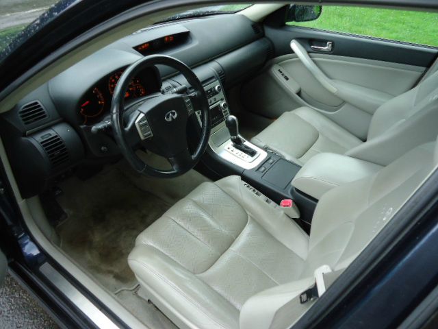 Infiniti G35 2006 photo 3