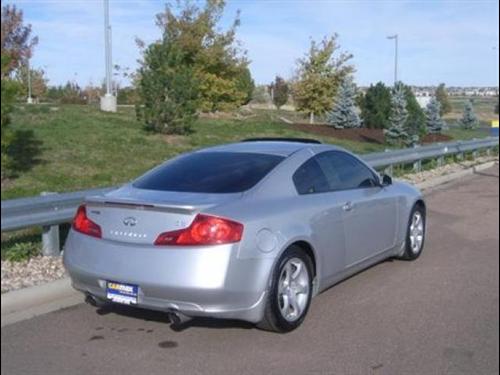 Infiniti G35 2006 photo 2