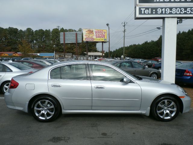 Infiniti G35 2006 photo 3
