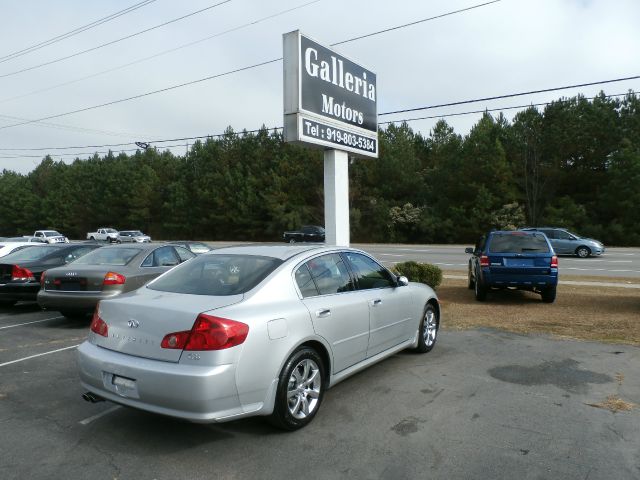 Infiniti G35 2006 photo 4