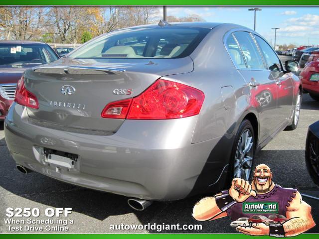 Infiniti G35 2007 photo 2